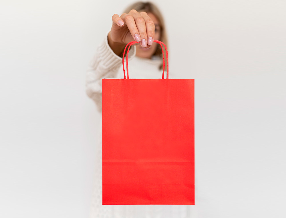 BOLSA PAPEL Q-CONNECT CELULOSA ROJO M CON ASA RETORCIDA 270X370X12 MM