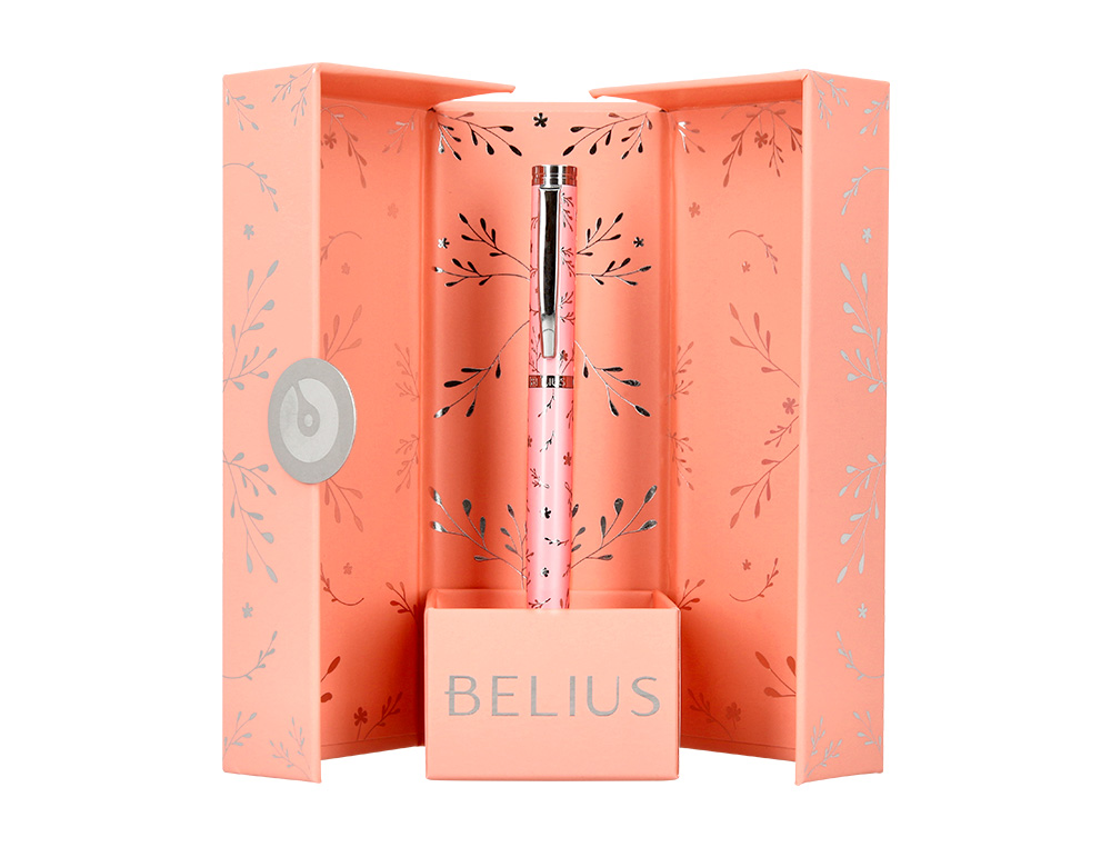 ROLLER BELIUS BELLA ALUMINIO COLOR ROSA DISEÑO PLATEADO RELIEVE TINTA COLOR NEGRO CAJA DE DISEÑO
