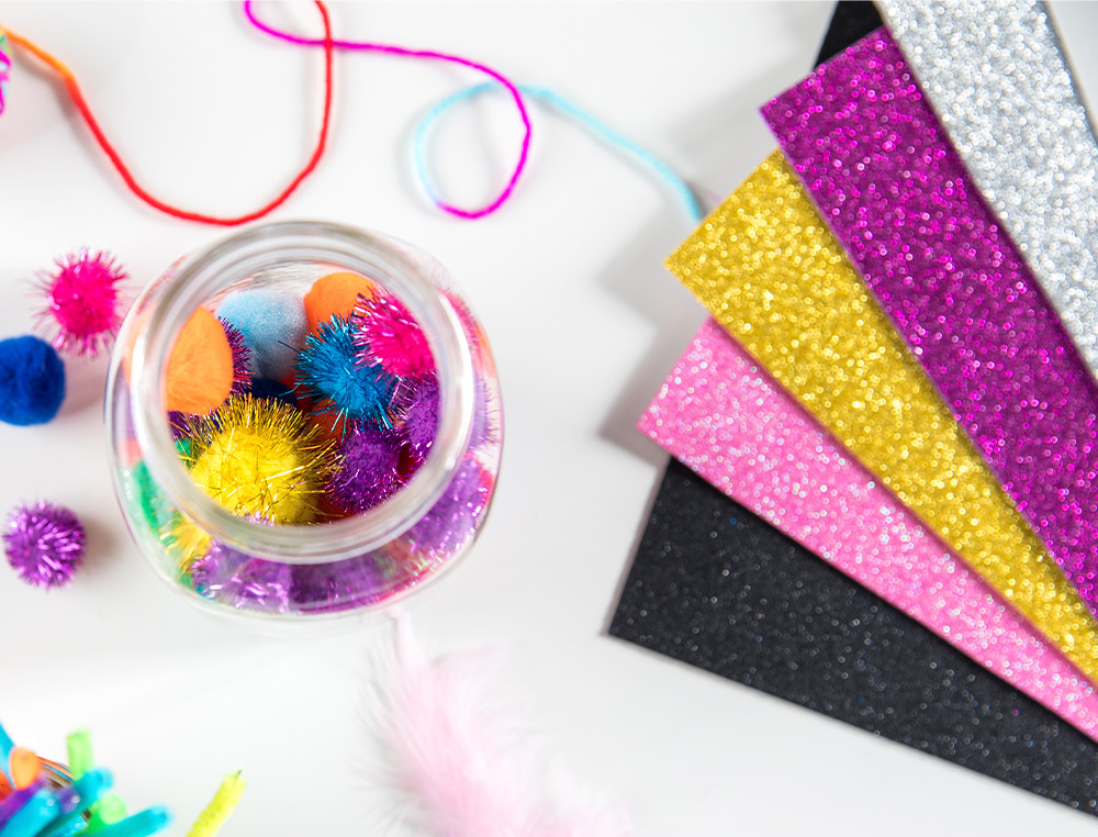 GOMA EVA CON PURPURINA BIODEGRADABLE LIDERPAPEL 50X70CM 60G/M2 ESPESOR 2 MM AZUL OSCURO