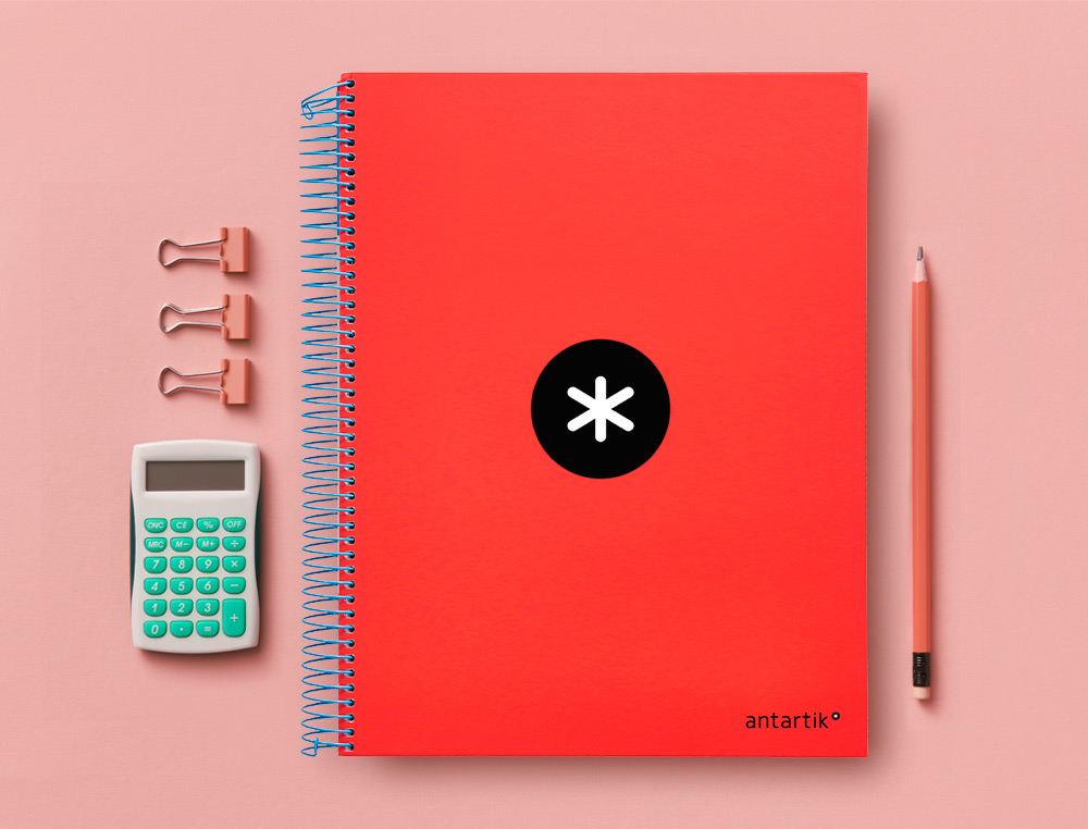 CUADERNO ESPIRAL A4 MICRO ANTARTIK TAPA FORRADA 120H 90 GR CUADRO 5MM 5 BANDAS 4 TALADROS COLOR ROJO