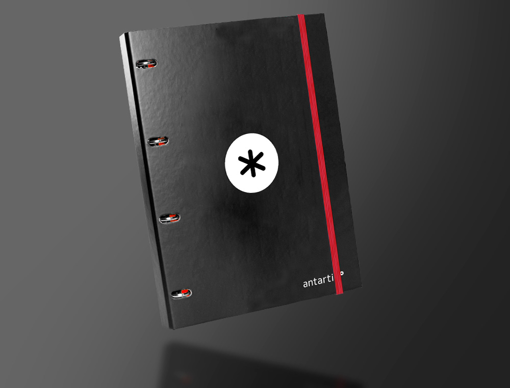 CARPETA CON RECAMBIO ANTARTIK A4 CUADRO 5MM FORRADA 4 ANILLAS 25MM REDONDAS COLOR NEGRO